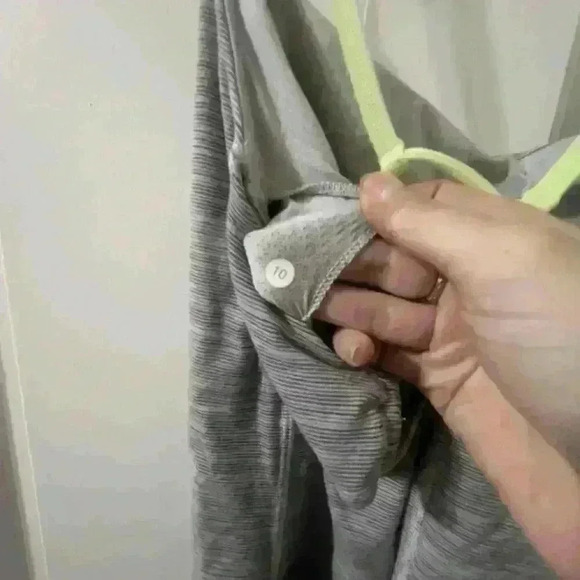 Lululemon Dancing Warrior Tank We Are From Space Silver Spoon Clear Mint Size 10 - Picture 7 of 8